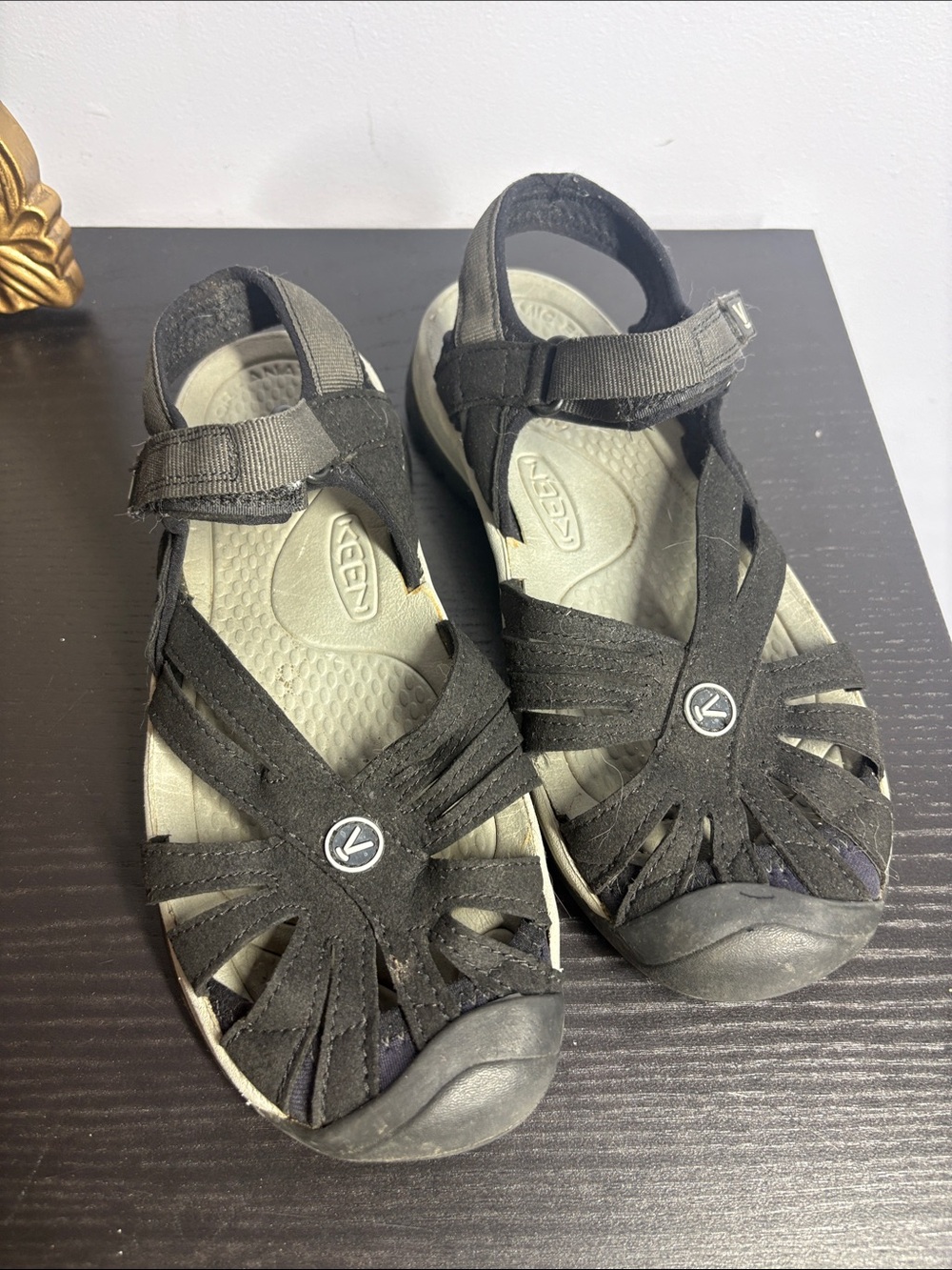 Keen Black Women's Strappy Closed-Toe Outdoor Sandals